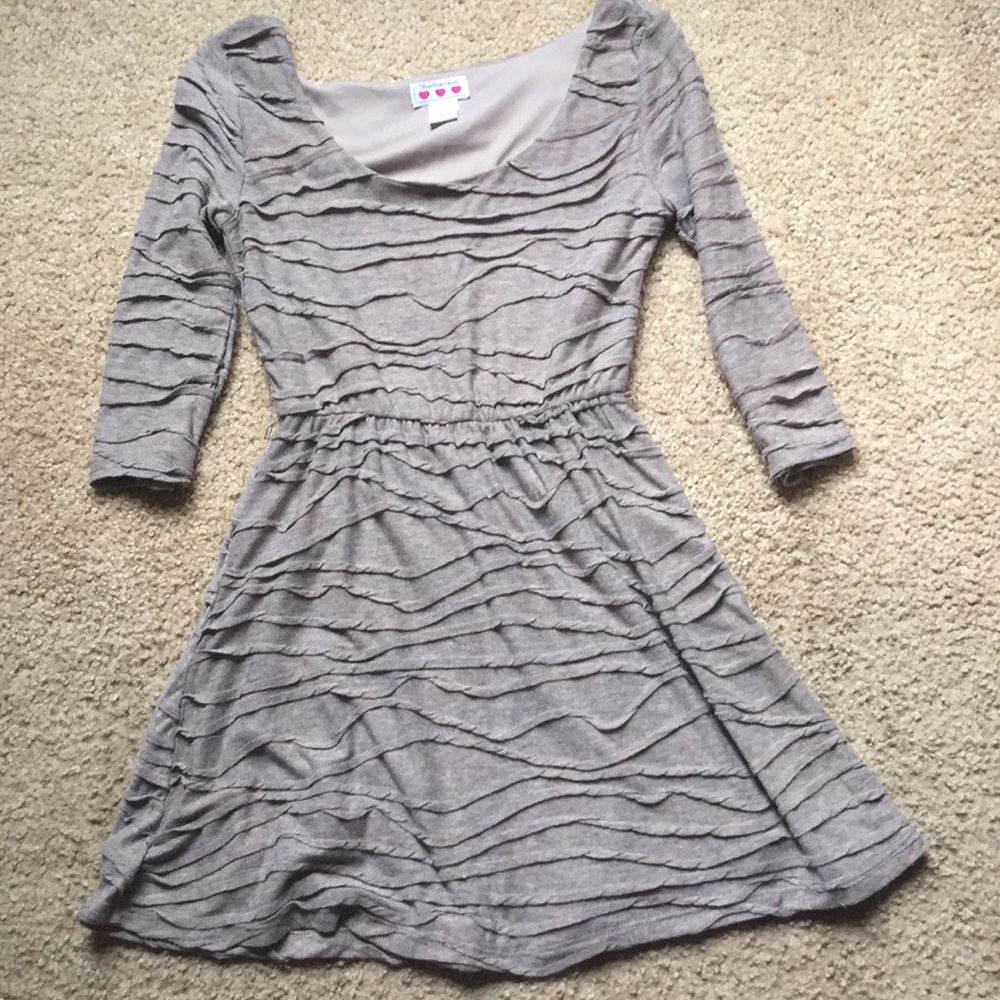 Dress - Picture 2 of 2